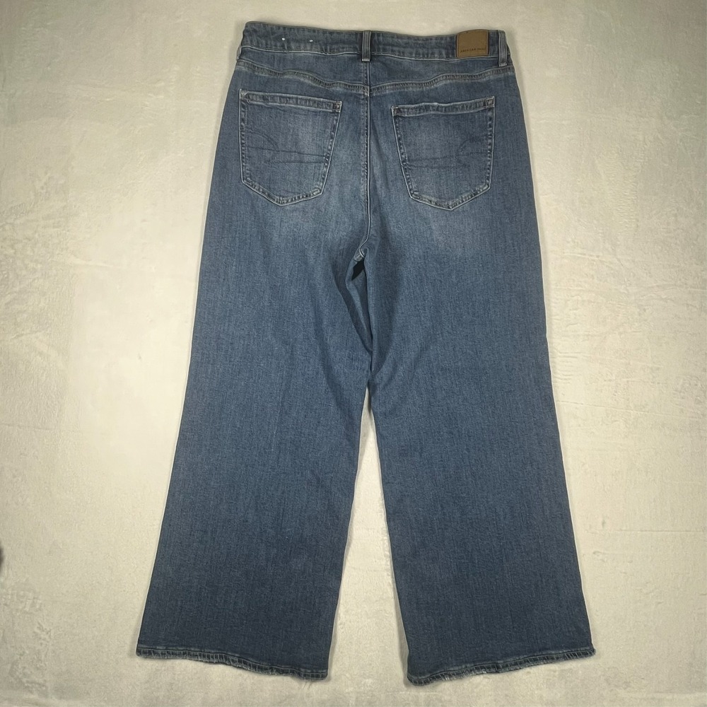 American Eagle Super High Rise Baggy Wide Leg Jeans Womens 14 Light Wash Stretch - Picture 4 of 16